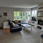 Maison Chaleureuse De Plain Pied Avec 3 *