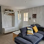 Maison Chaleureuse De Plain Pied Avec 3 Semesterbostad *