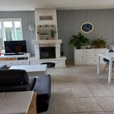 Maison Chaleureuse De Plain Pied Avec 3